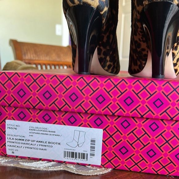 Tory Burch leopard print calf hair ankle boots - Picture 9 of 13